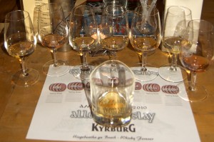 7 Islay Whiskys warten auf ihre Verkostung